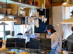 面包甜点陈列柜-仙峰天然面包(迎宾路店)