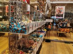 -VENCHI 闻绮(上海佛罗伦萨小镇店)