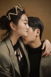 -雪中彩影婚纱摄影·微光艺术中心