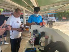 -一嗨租车(凤凰机场店)