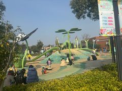 -季高兔窝窝亲子园(上海薰衣草公园店)