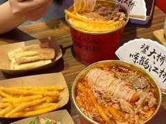 -鹤江桥·红油牛肉粉(SKP店)