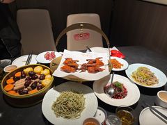-鸽子侯·家宴·平价海鲜(市图书馆店)