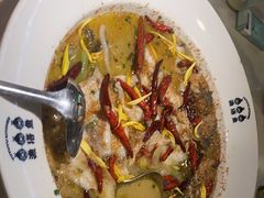 -渔语鱼酸菜鱼新川菜(来福士店)