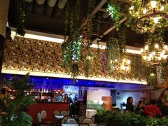 -鸿通城购物中心