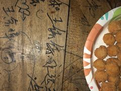 -Helens海伦司小酒馆(红旗南路店)