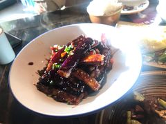 蜀地酱烧茄子-水煮三国·川鲁江湖菜(香山店)