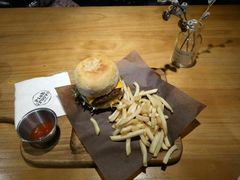 -鱼骨咖啡馆FISHGROOVECOFFEE(大学城店)