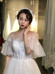 -艾米丽婚纱礼服