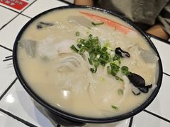 -肥汁米蘭香港米线(长宁来福士店)