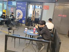 -瑞幸咖啡(深圳红山6979店)