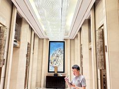 -兰州皇冠假日酒店