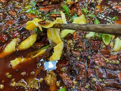 -烧哥美蛙肥肠鱼火锅·十五年社区店