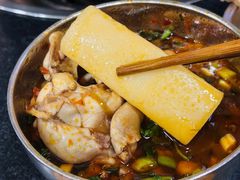 -鸿顺老铁锅美蛙鱼府(解放碑店)