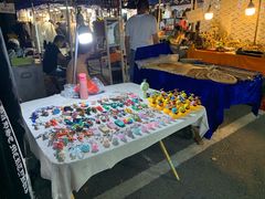 -吴山路夜市