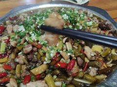 -廖哥泡椒兔(峨眉店)