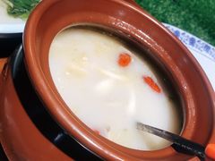 养生菌菇汤-八大碗(长青街店)