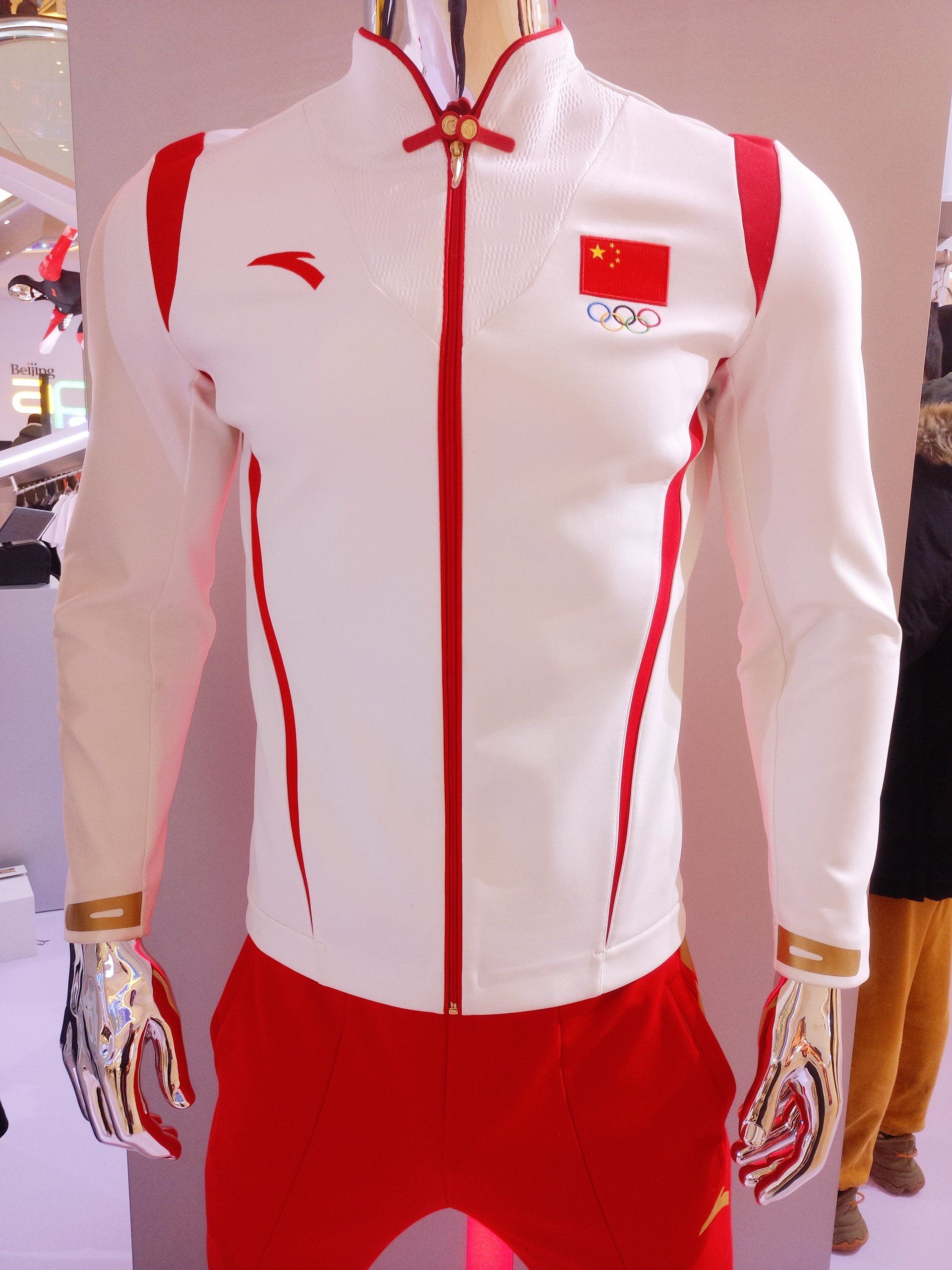 👍这套奥运衣服太帅了