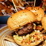 坐在星空泡泡屋里看遍国贸繁华，浪漫在蔓延～