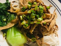 -霸蛮湖南菜·牛肉粉(荣京西街店)