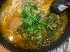 -老妈米线(港龙店)