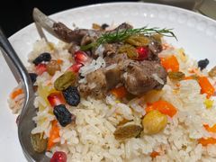 金桃手抓饭-丝路金桃·新疆菜(徐汇店)