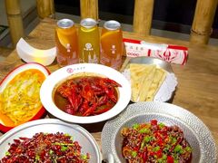 -叶派龙虾•招牌香辣蟹·海鲜(中海国际店)