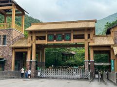 -本溪汤沟绿石谷森林公园