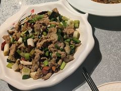 -宣威年猪饭·二十年云南家常菜·特色小炒肉(金碧店)