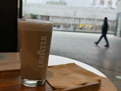 鲜奶拿铁-LAVAZZA拉瓦萨咖啡(上海金融街店)
