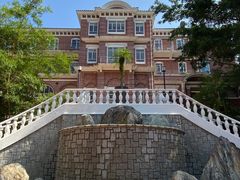 -香港大学