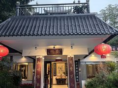 -郑猛记石岐鸽主题餐厅(长江店)