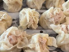 冬笋鲜肉烧麦-真真鲜馄饨店(启蒙路店)