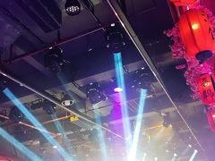 -喜鹊音乐酒馆(西街店)