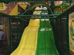 -蒙特利亲子乐园