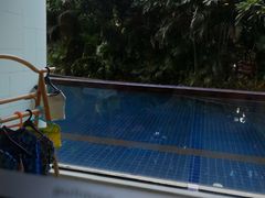 -三亚湾海居铂尔曼度假酒店