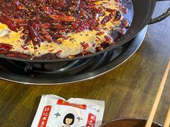 -黄潇洒老火锅(九眼桥宏济巷店)