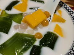 芒芒斑斓捞河-赵记传承·中式甜品(中山石岐大信店)