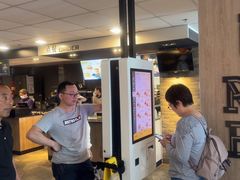 -麦当劳(国家体育场南路店)