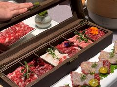 -左庭右院鲜牛肉火锅黑金店(陆家嘴中心店)
