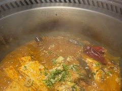 -山河屯铁锅炖(哈西站店)