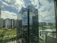 -深圳国际会展中心希尔顿酒店(前海华发冰雪世界店)
