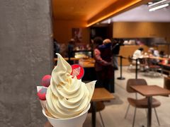 -LANLIZI BAKERY(COSMO店)