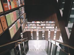 -钟书阁(群光广场店)