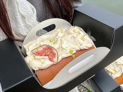 -白蘭BLANK(杭州湖滨银泰in77C区店)