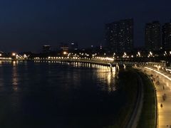 -南京眼步行桥