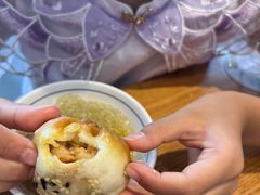 -鑫震源·苏式大虾生煎(山塘街店)