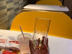 -麦当劳(静安寺店)