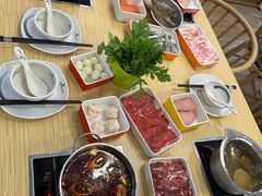 -杨老板·海鲜集市火锅·鲜切牛肉(中防万宝店)