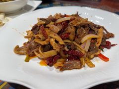 -乡村馕坑肉·烧烤·新疆菜·本地人更爱吃(阿勒泰首店)